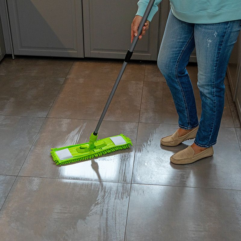 Mop teleskopowy z frędzelkową myjką