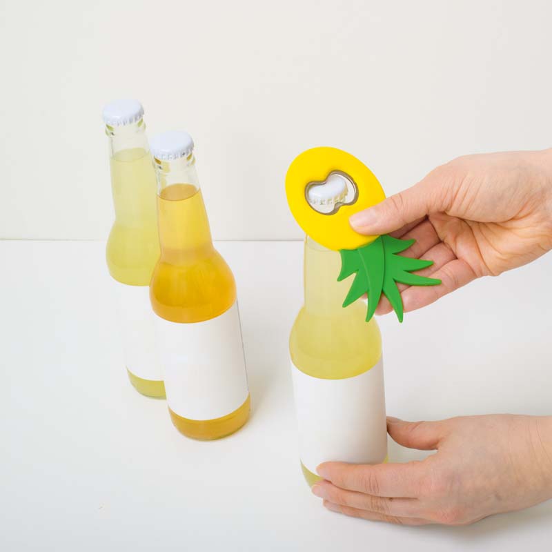 Otwieracz do butelek Ananas