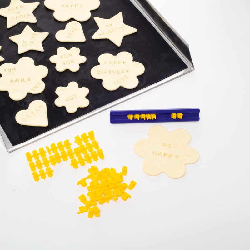 Zestaw literek do ozdabiania