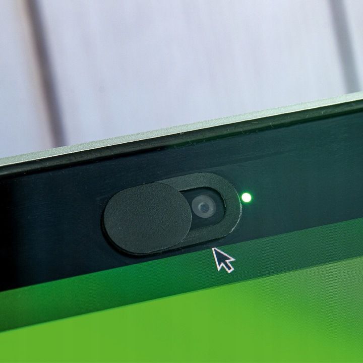 Zaślepka kamery w laptopie/telefonie