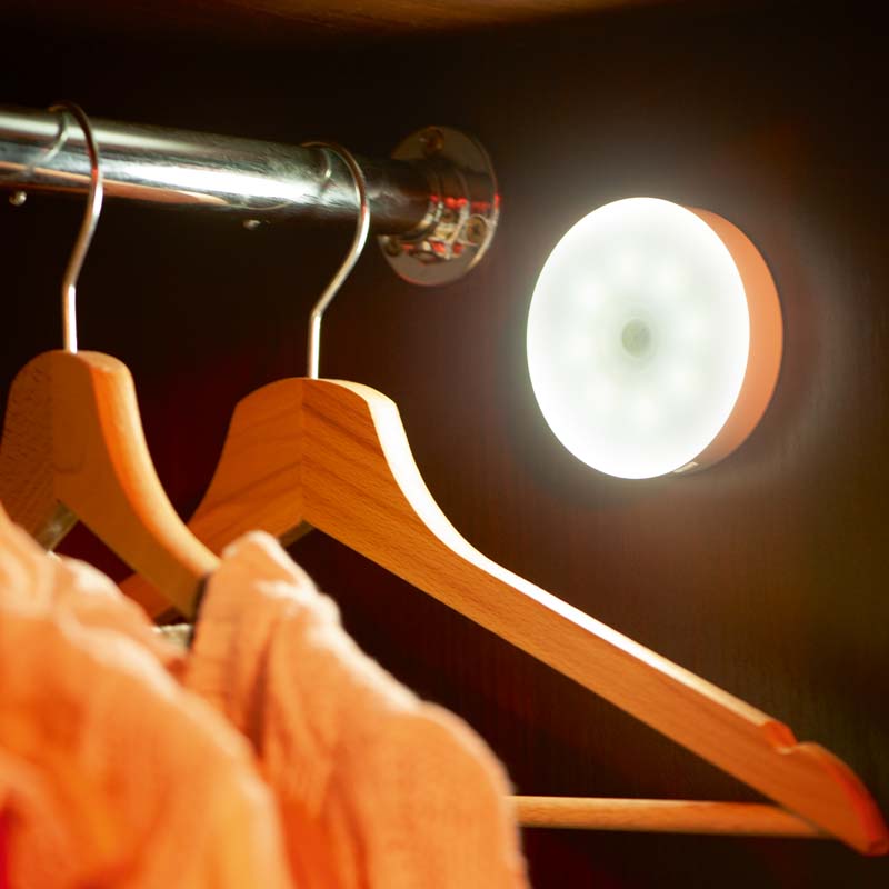 Lampka USB z czujnikiem ruchu