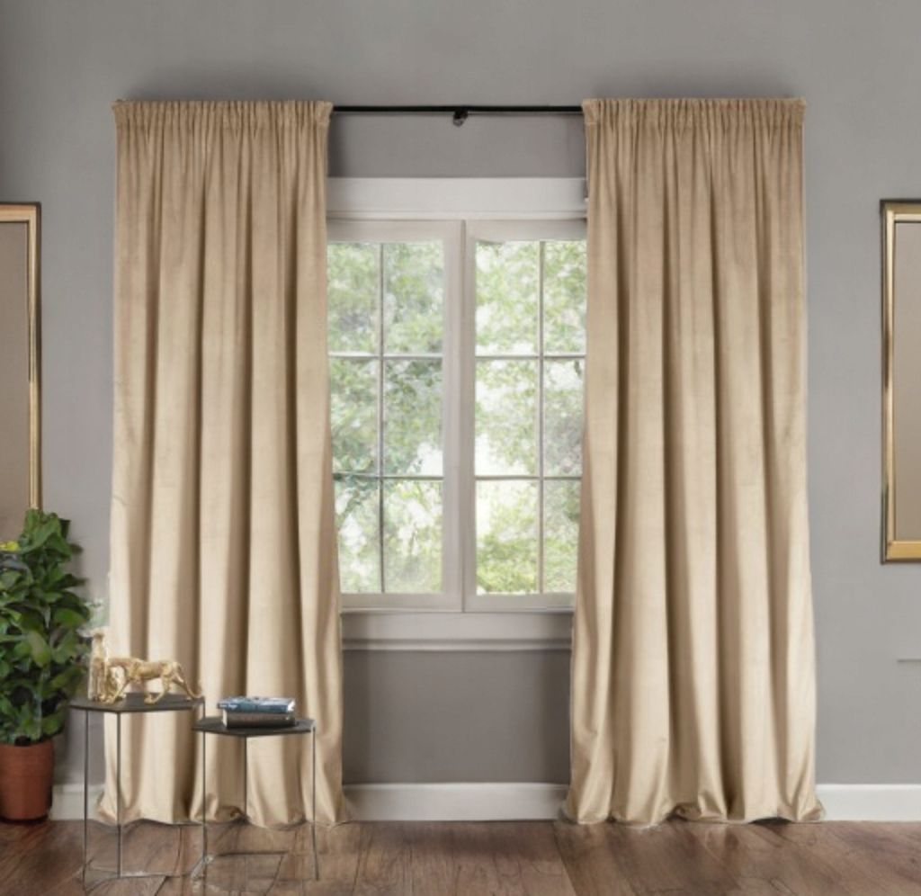 Zasłony Glamour z weluru na taśmie 140x230 cm, 1 szt. - kolor beżowy (1 szt.)