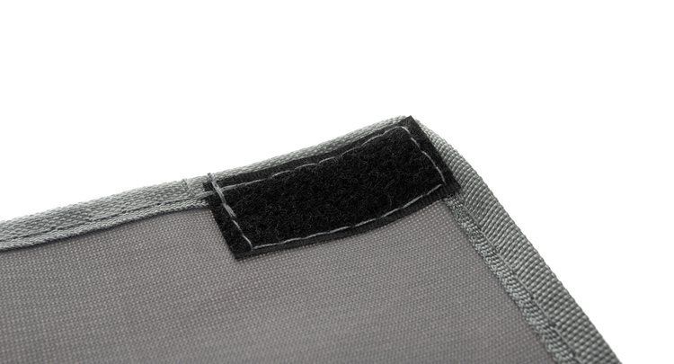 Składany kosz na pranie na stelażu