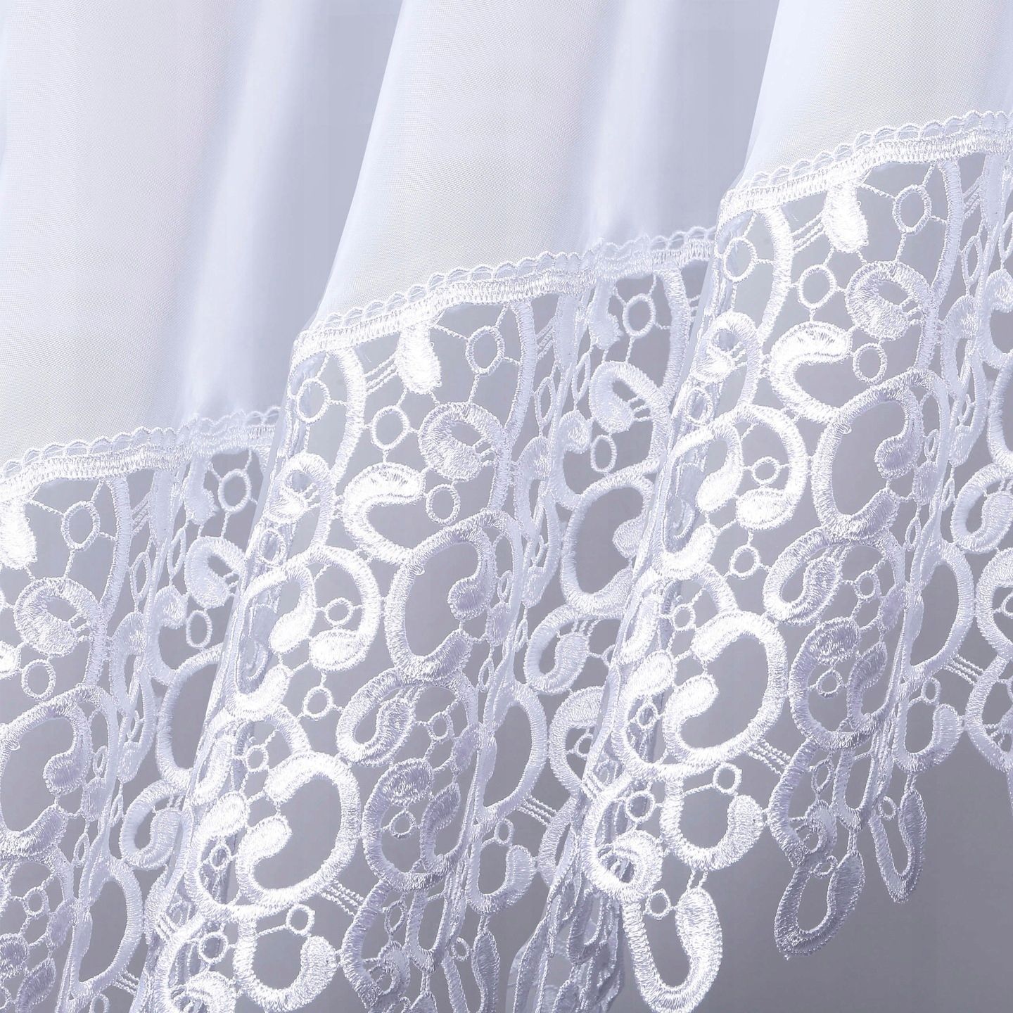 Biała firana z gipiurą 400x160 cm