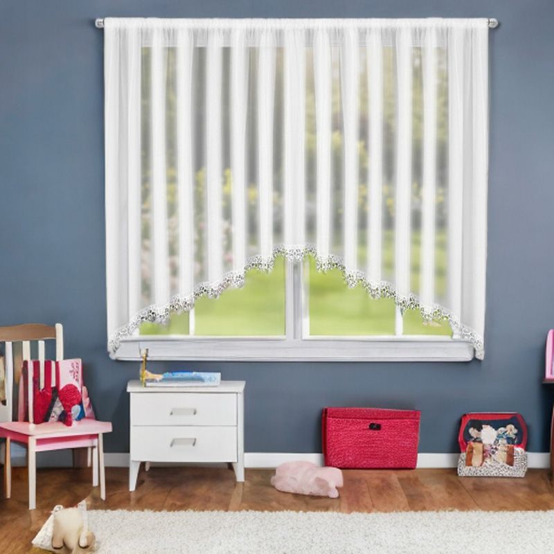 Biała firana woalowa w łuk z gipiurą 400x150 cm