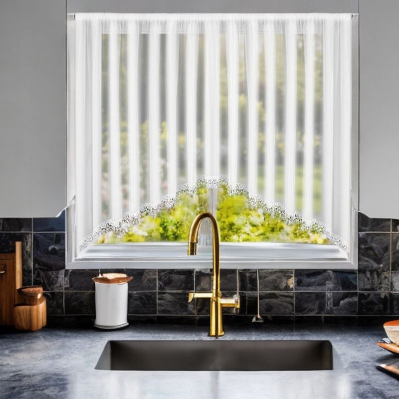 Biała firana woalowa w łuk z gipiurą 400x150 cm