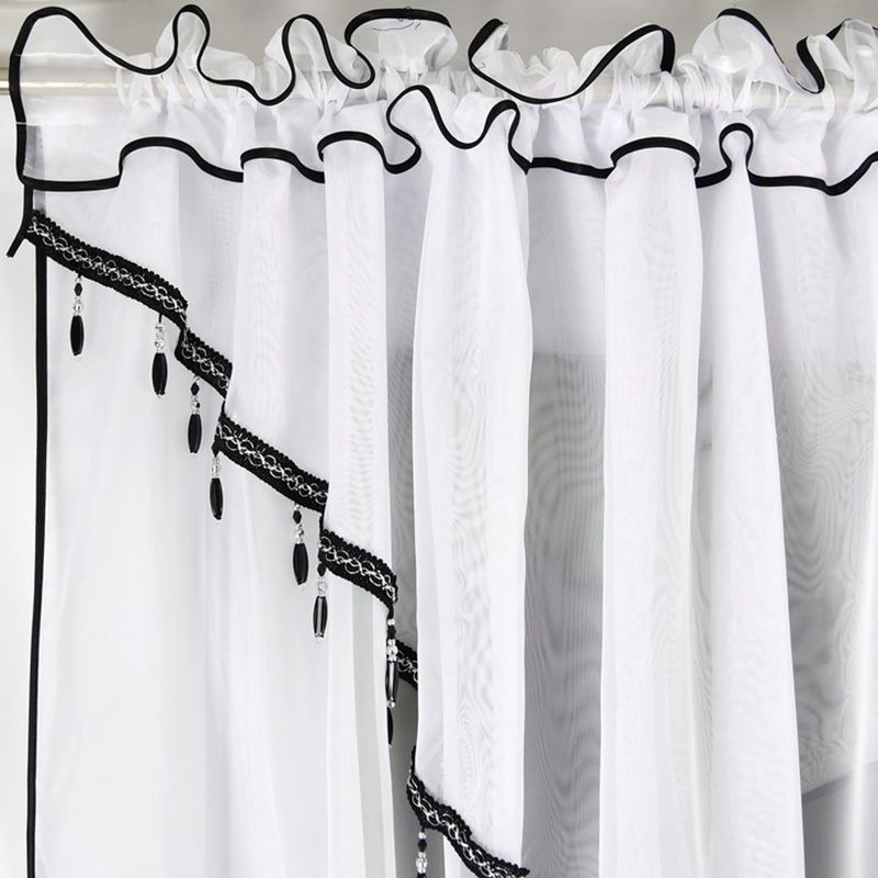 Dwuwarstwowa firana woalowa z koralikami i czarną lamówką 400x155 cm