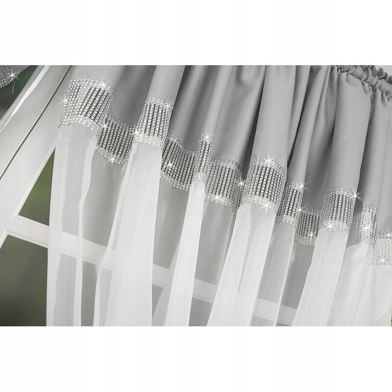 Szaro-biała firanka z cyrkoniami i sercem 400x145 cm