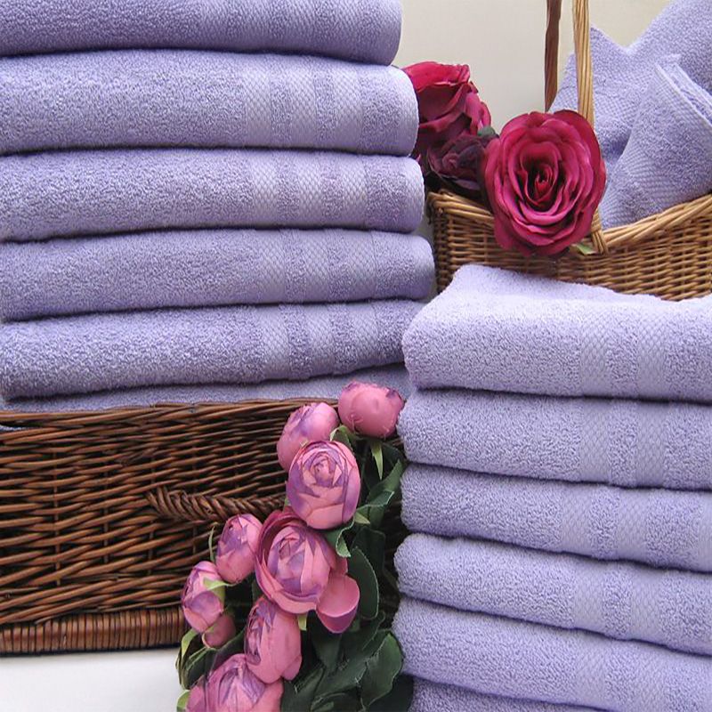 Ręcznik frotte lawendowy 70×140 cm