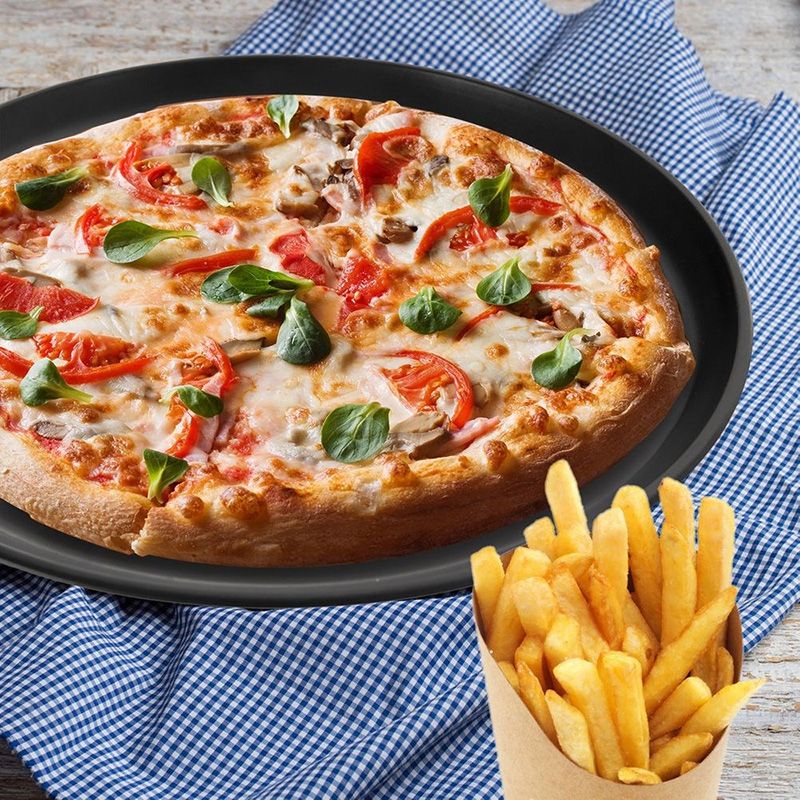 Forma do pizzy perforowana z powłoką teflonową