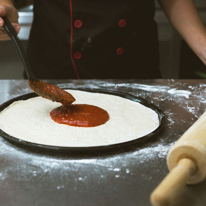 Forma do pizzy perforowana z powłoką teflonową