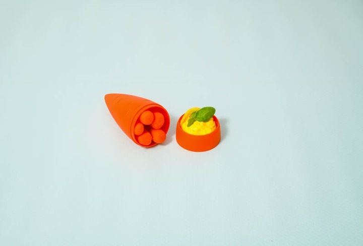 Pojemnik Marchewka z pojemniczkiem na dip