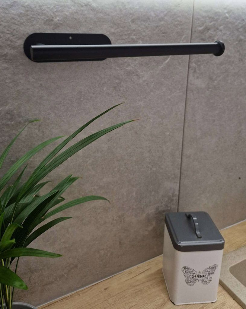 Wieszak na ręcznik papierowy